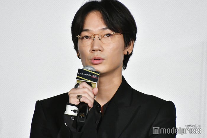 綾野剛 (C)モデルプレス