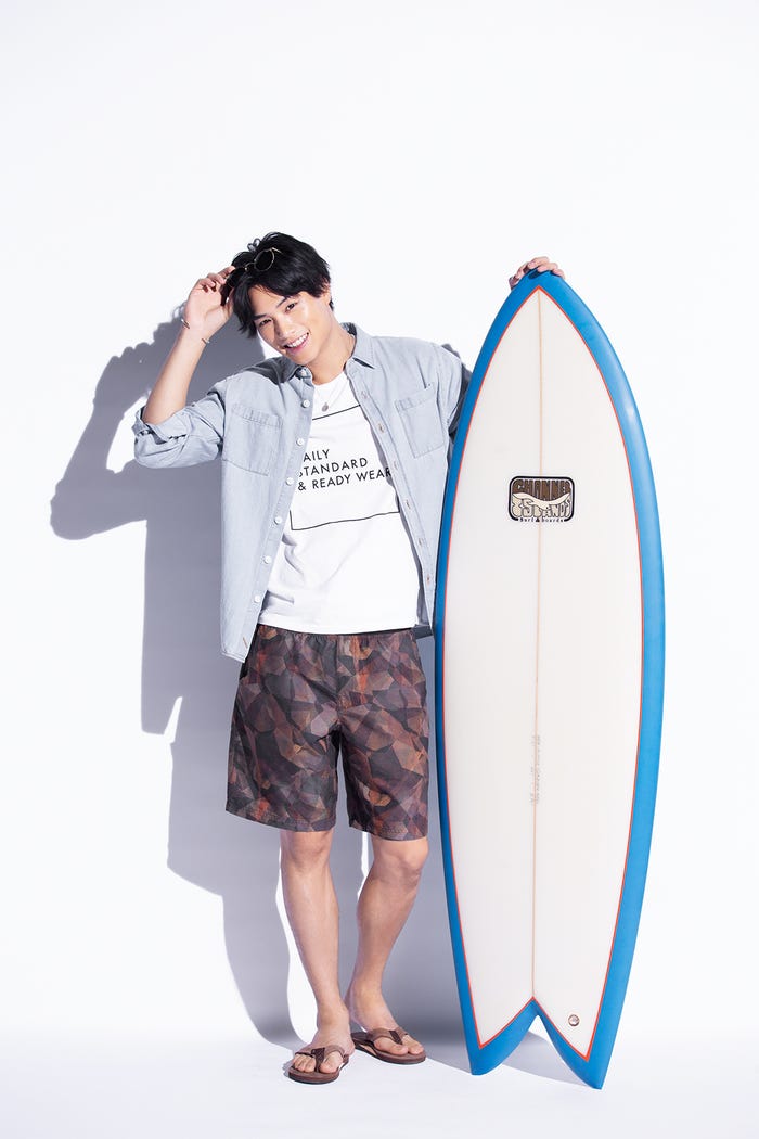鈴木伸之/海外ウエディング情報誌『ゼクシィ海外ウエディング 2019 Spring&Summer』より(提供写真)