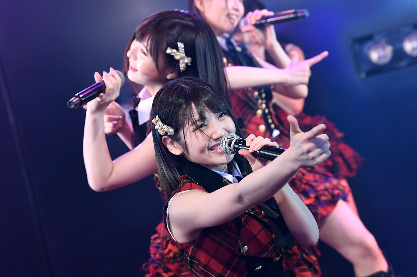 AKB48「ヤバいよ！ついて来れんのか？！」公演（C）AKS