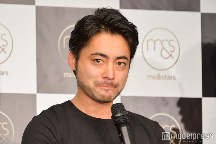 一言も喋らず 山田孝之 謎の生放送番組が話題席巻 とても1人では抱えきれない内容 70分間カオス モデルプレス 一言も喋らず 山田孝之 謎の生放送番組が話題席巻 とても1人では抱えきれない内容 70分間カオス モデルプレス