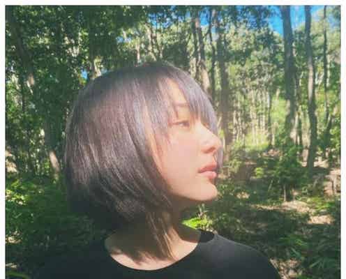 平祐奈、“人生最短”ショートヘアにイメチェン「顔の小ささ際立つ」「似合ってる」の声