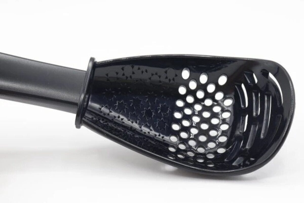 ダイソー　万能調理スプーン