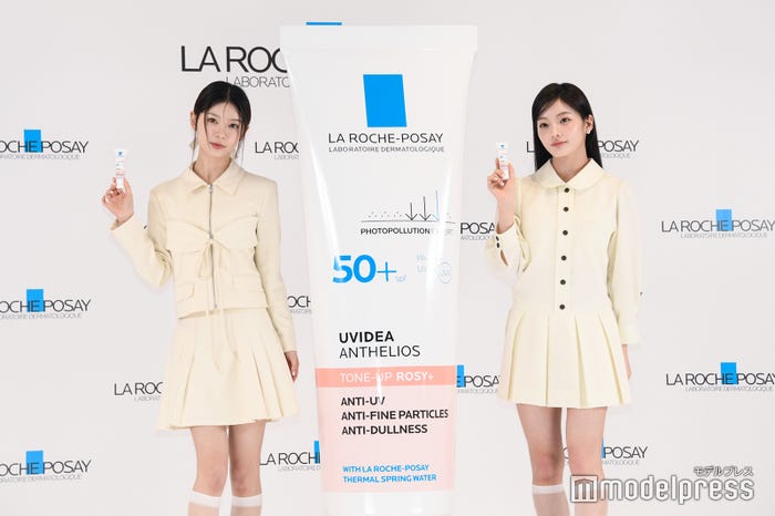 ILLIT/モカ、イロハ(C)モデルプレス