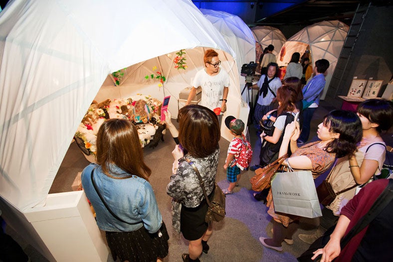 「ラフォーレファッションウィーク'11」より