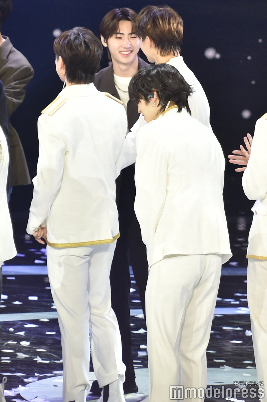 SUNGHOON、EJ （C）モデルプレス