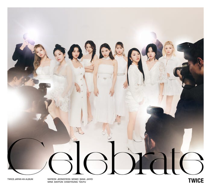 TWICE 4thアルバム「Celebrate」初回限定盤B(提供写真)