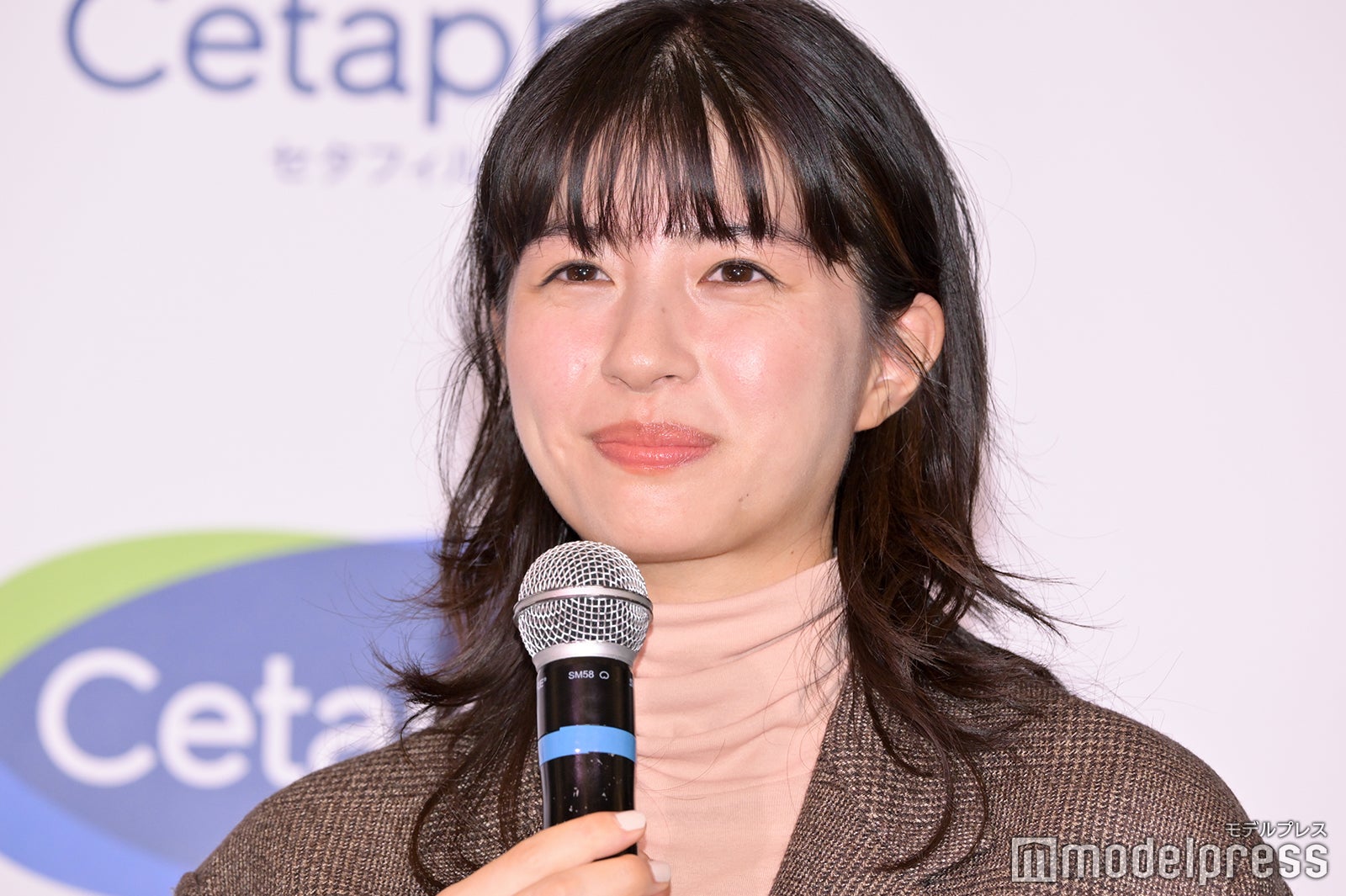 記者発表会に出席した佐久間由衣（C）モデルプレス