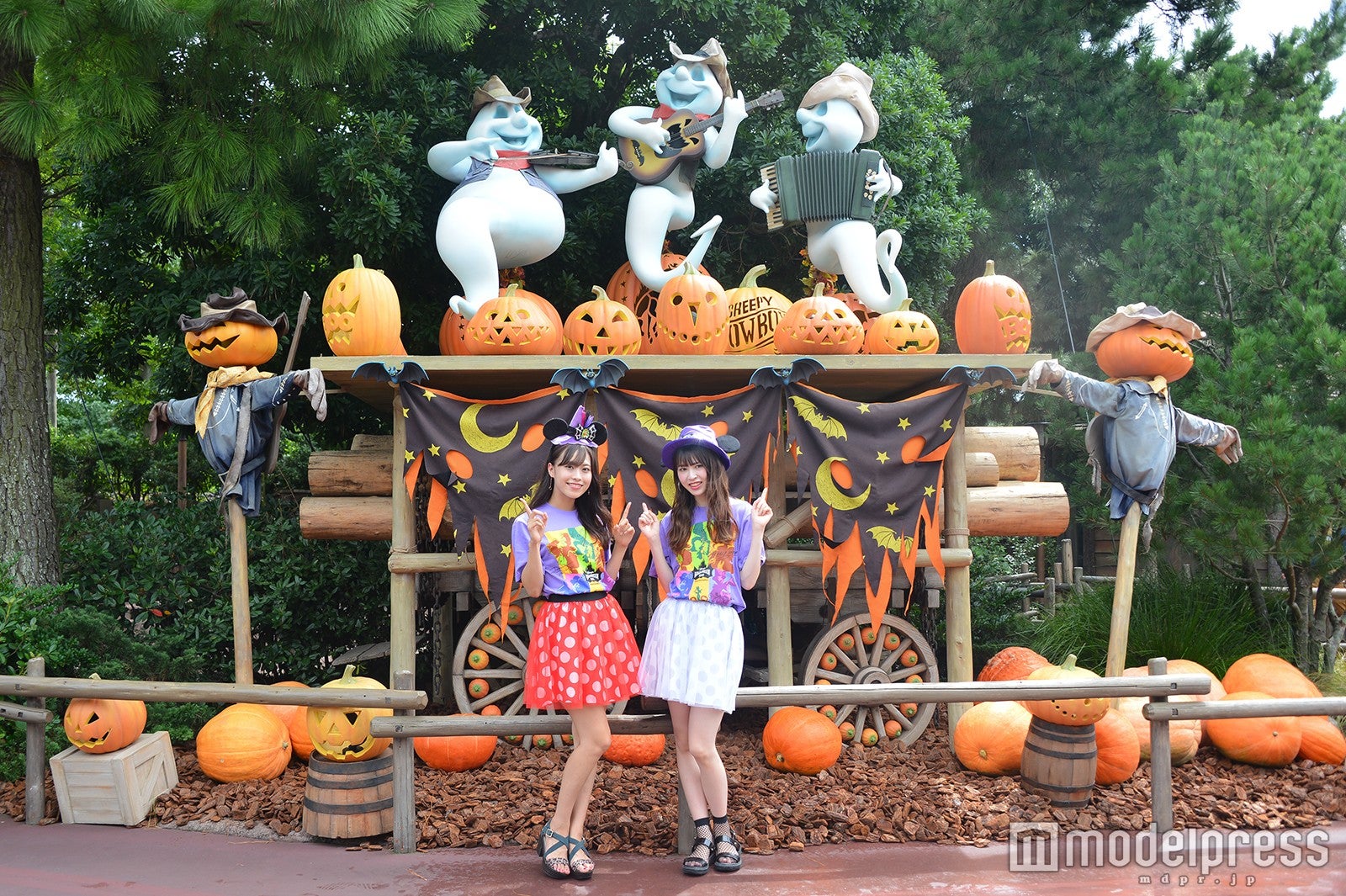 デコレーション／モデル：山本沙樹（左）、田方萌子（右）／（C）モデルプレス