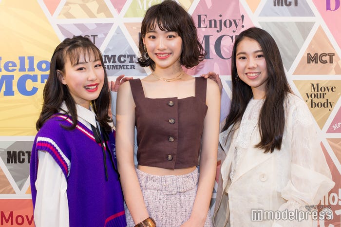 (左から)山下森羅さん、村上なずなさん、池田メリッサさん(C)モデルプレス