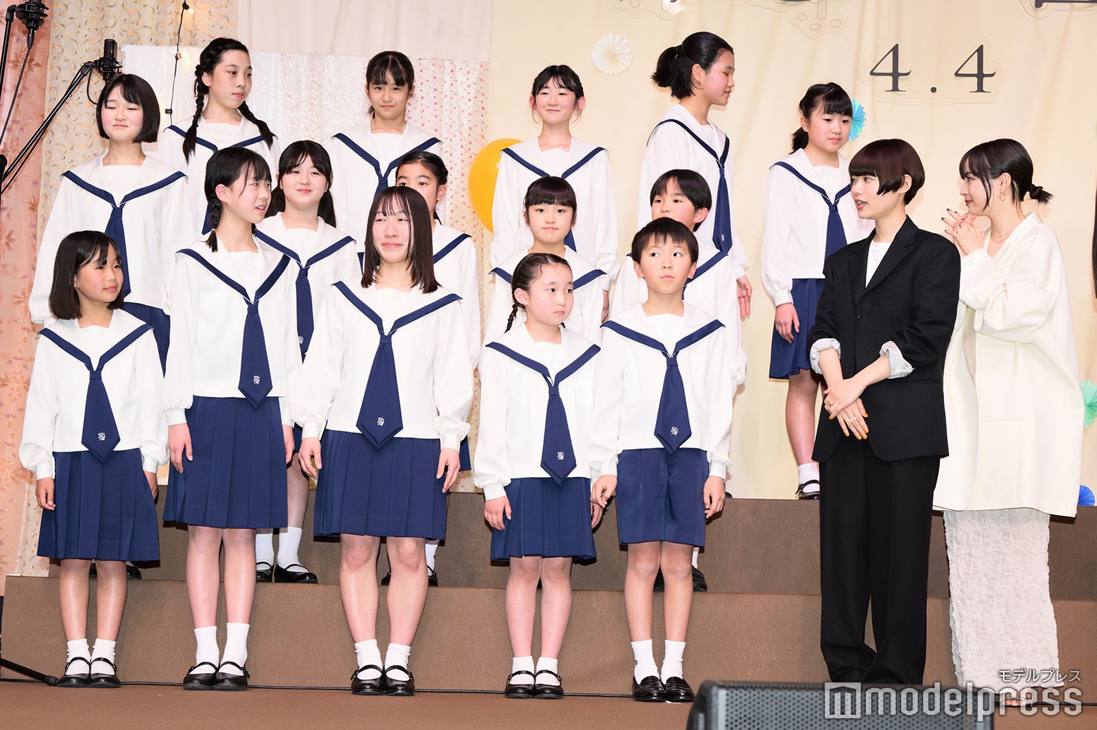 杉咲花、広瀬すず（C）モデルプレス