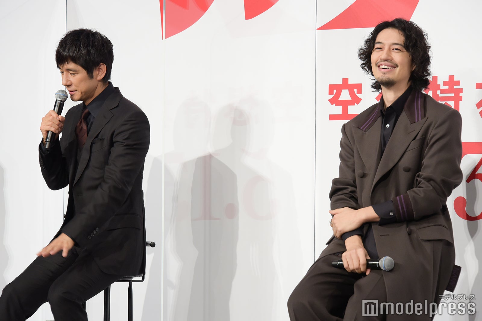 西島秀俊、斎藤工 （C）モデルプレス