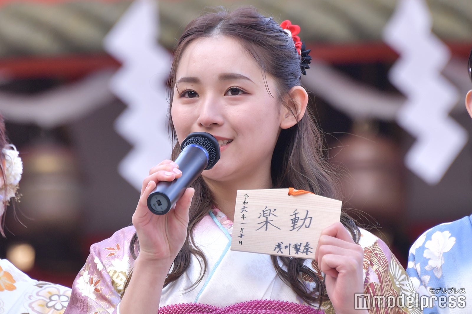 浅川梨奈（C）モデルプレス