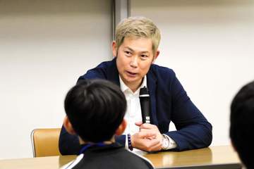 阪神・岩田稔CA「諦めないのが一番」 近本が理事の「LINK UP」参画後初イベント 芦屋市内で子どもたち向けに講演会