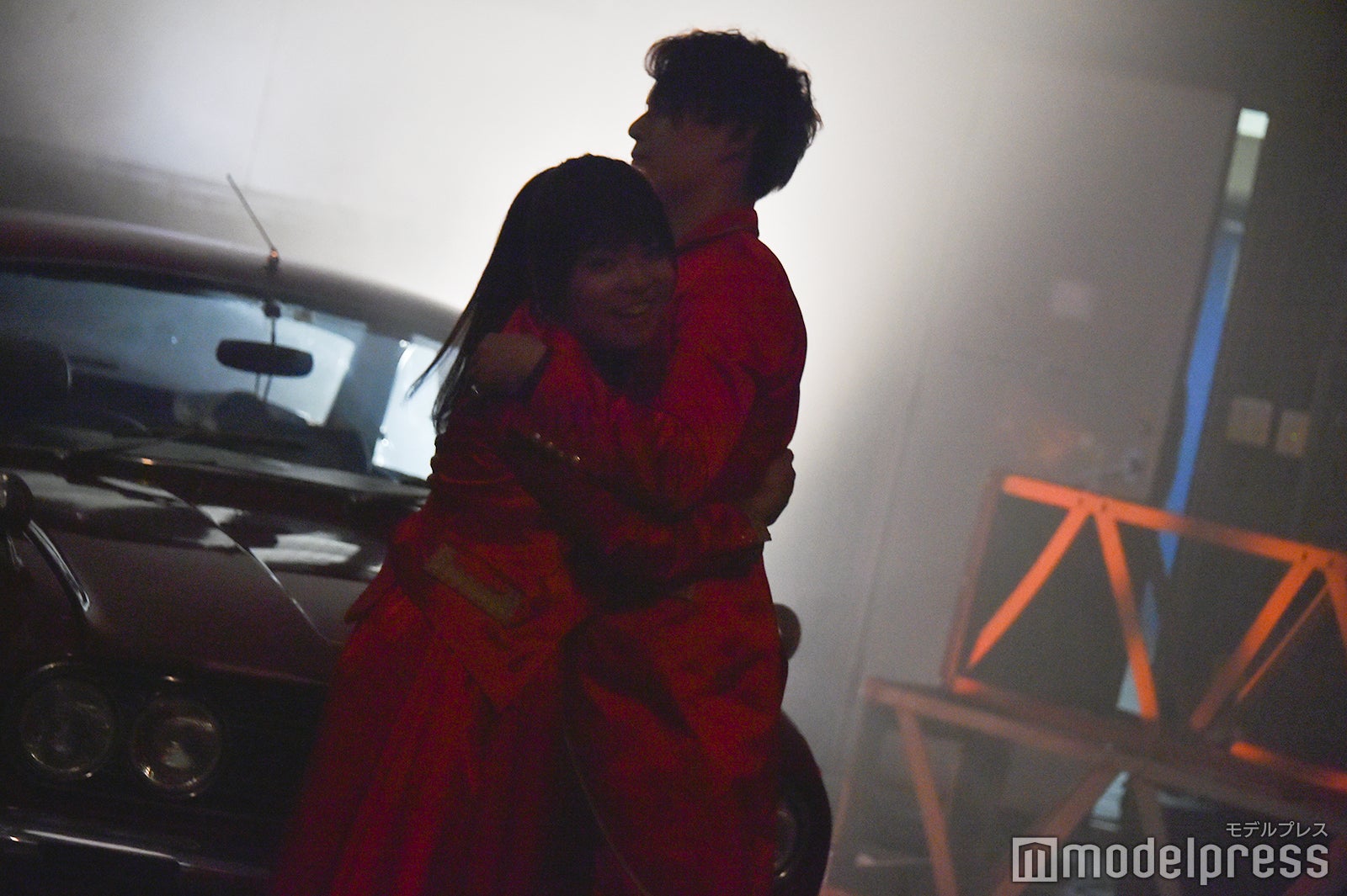 榊原徹士、藤井菜央／吉本坂46RED「君の唇を離さない」MV撮影風景（C）モデルプレス