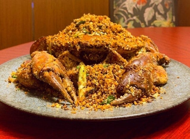 避風塘の代表格「マッドクラブのチリガーリック炒め」