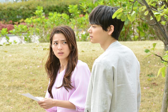 中村アン、古川雄輝/「ラブリラン」第5話より(C)読売テレビ