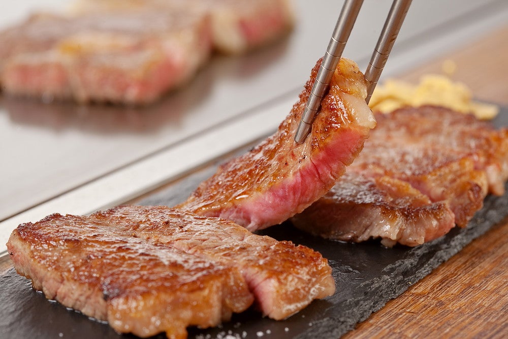 特選伊万里牛ステーキMサイズ（130g）2,299円～／提供画像