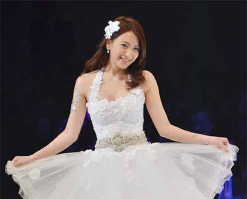 KARA、花嫁姿で可憐な“早着替え” スペシャルライブも披露
