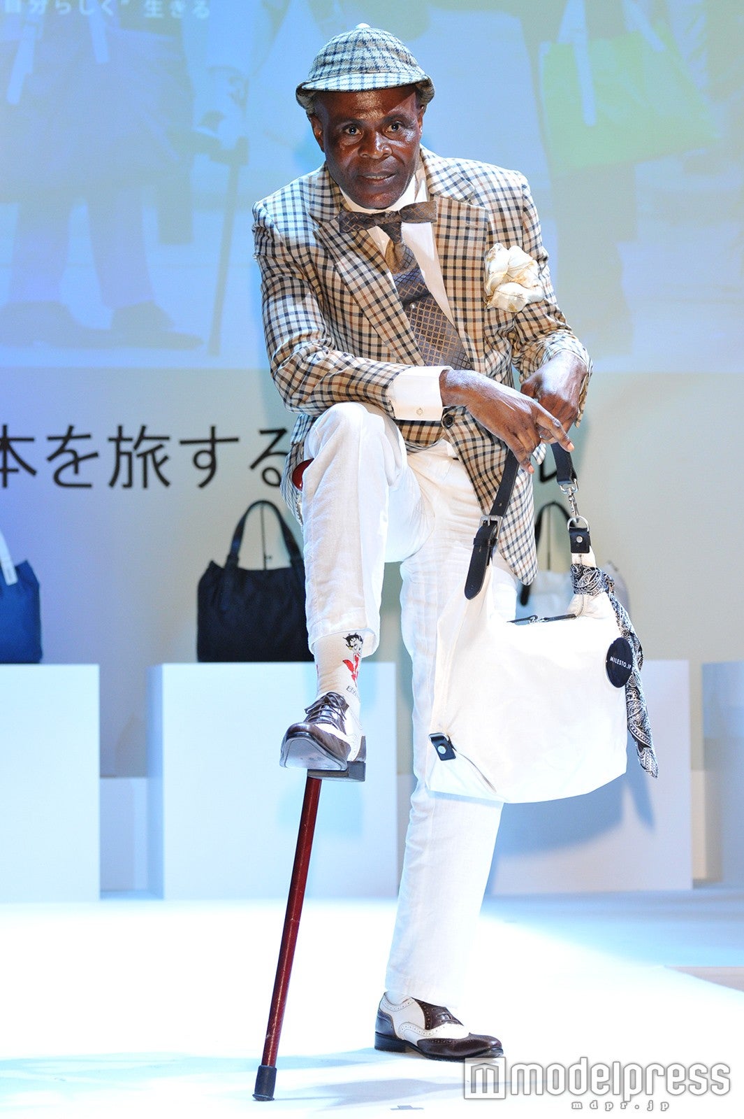 サップ（SAPE）スタイルを披露（C）モデルプレス