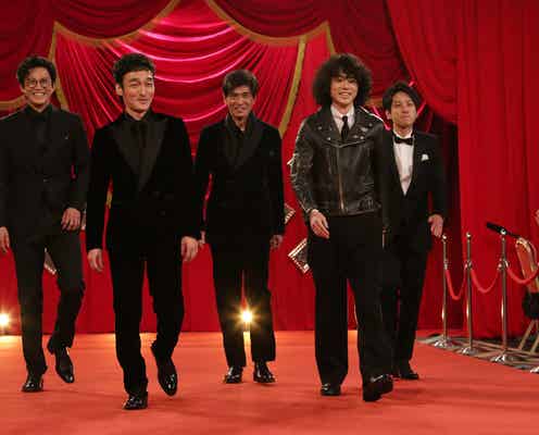 菅田将暉、ライダースジャケットでレッドカーペット登場「唯一無二」「さすが」と注目集まる<第44回日本アカデミー賞>