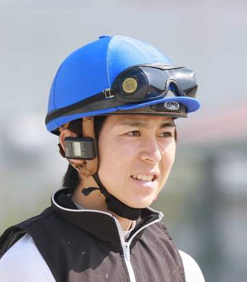週末お役立ち特注ジョッキー 小崎綾也騎手