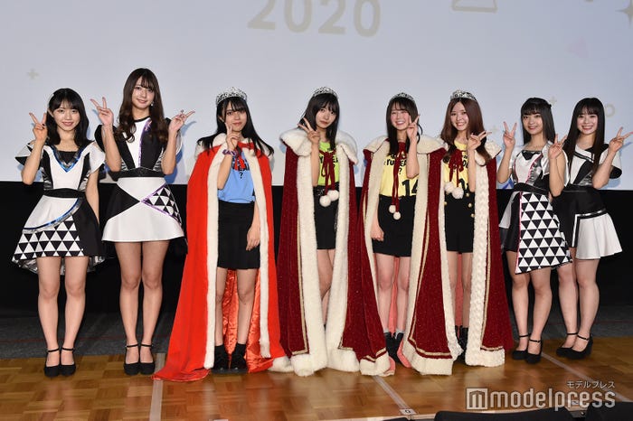 (左から)鳴海寿莉亜、山口はのん、かれんさん、聖來さん、あきのさん、永田彩夏さん、山下彩耶、白川蘭珠 (C)モデルプレス