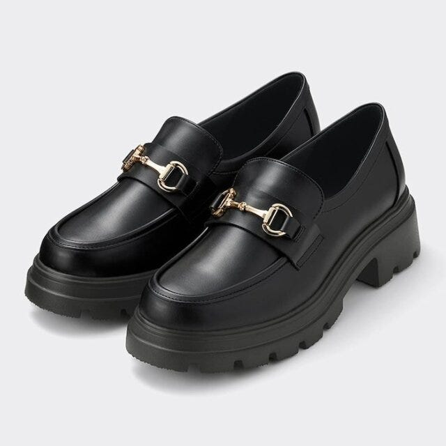 GUでおすすめの高見え黒ローファー