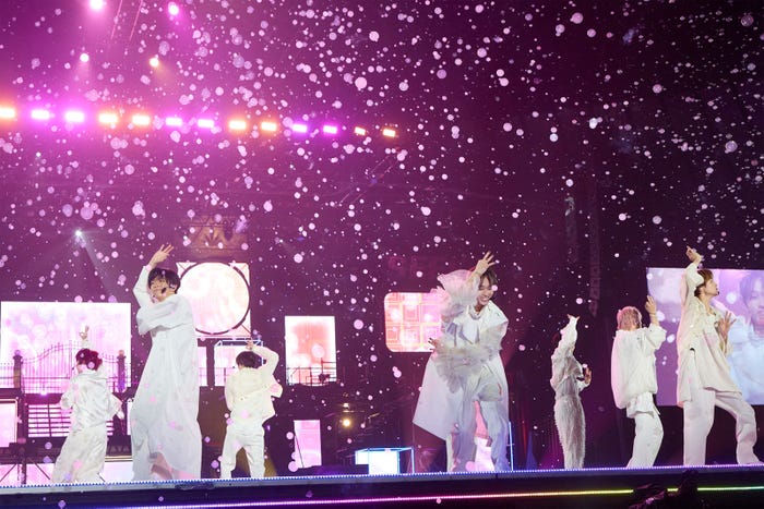 超特急/撮影:米山三郎・笹森健一