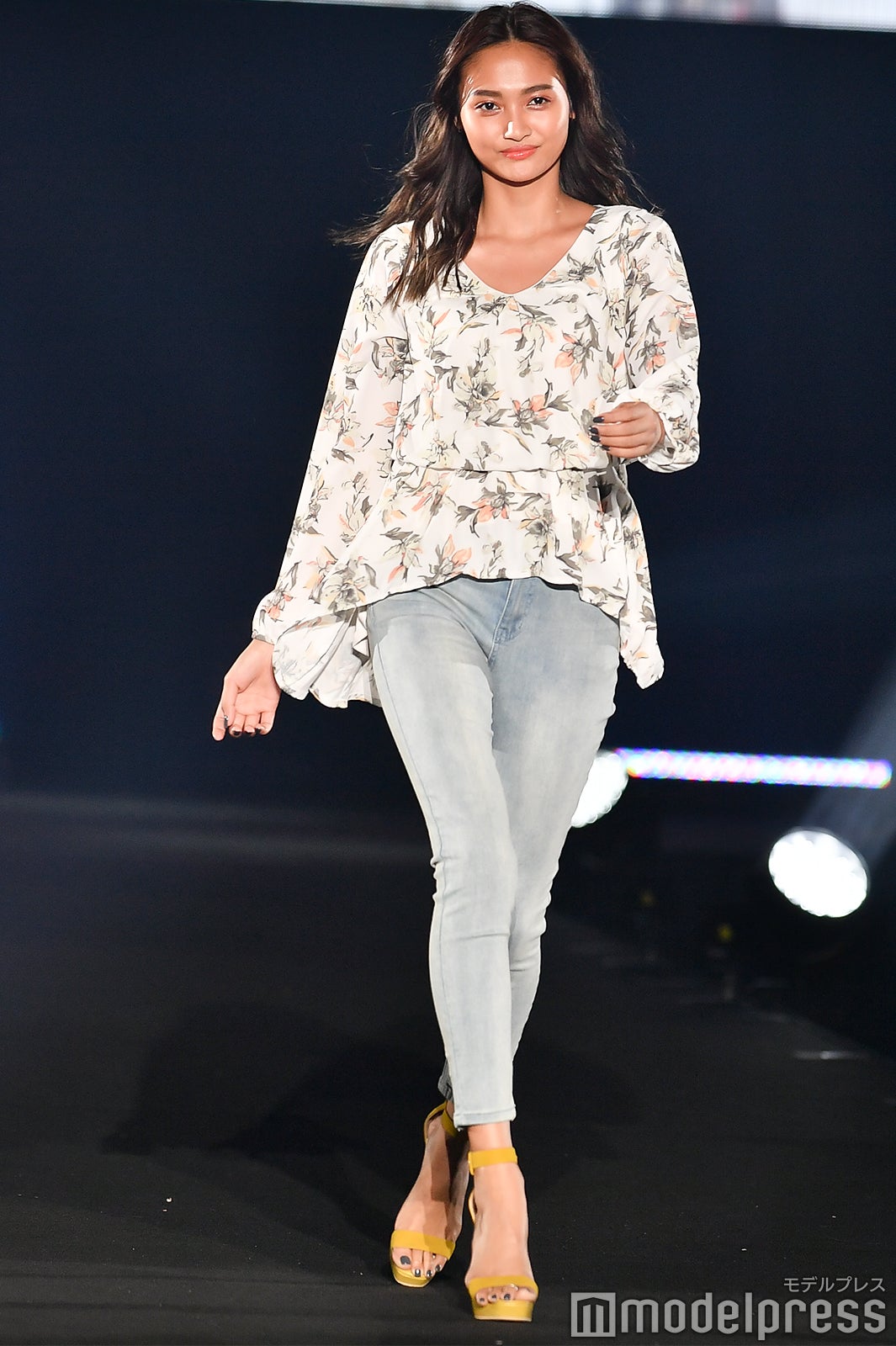 （C）モデルプレス