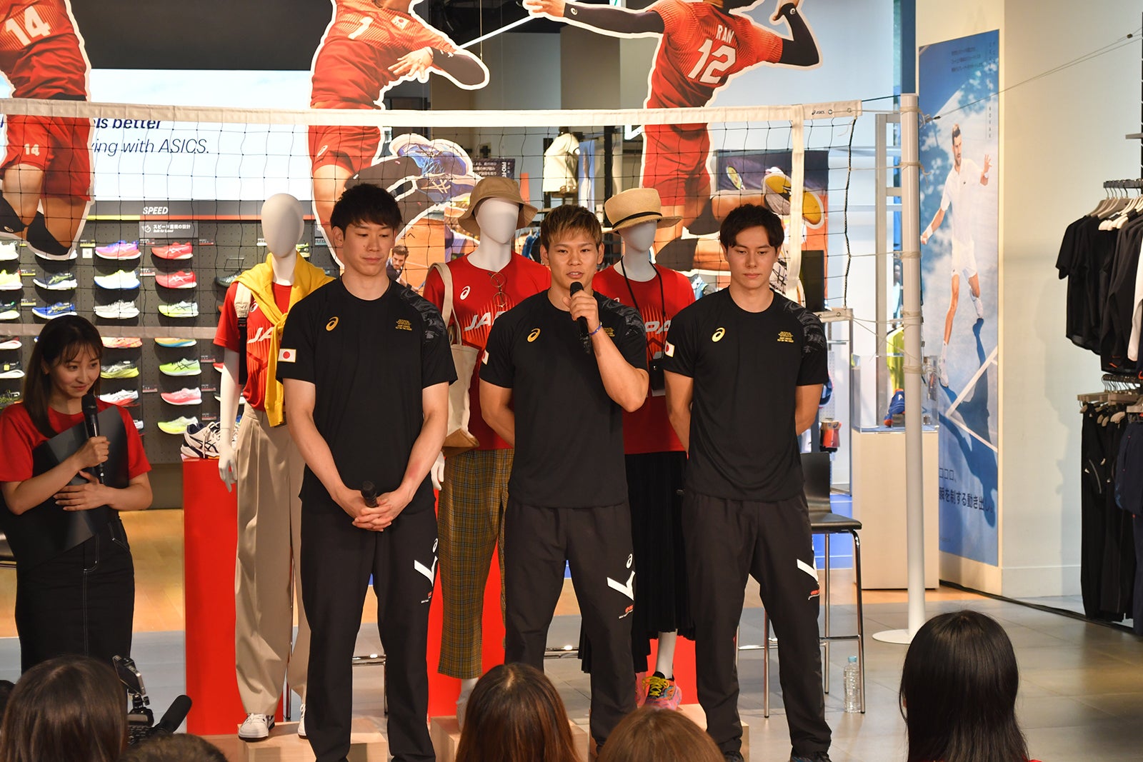 石川祐希選手、西田有志選手、高橋藍選手（提供写真）