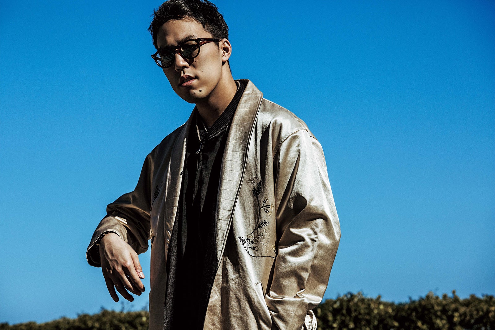 世界／「月刊EXILE」4月号より（画像提供：LDH）