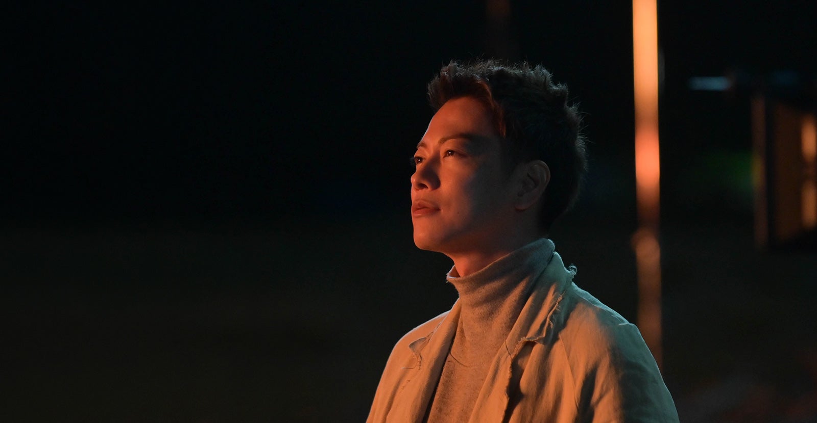 佐藤健／新TVCM「つくるを拓く」篇メイキングカット（提供写真）