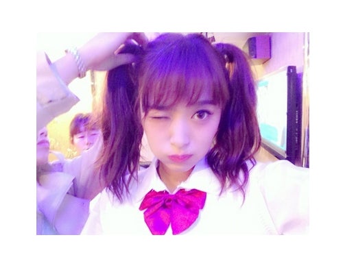 近藤千尋、ツインテールの制服姿披露「本当にごめんなさい」