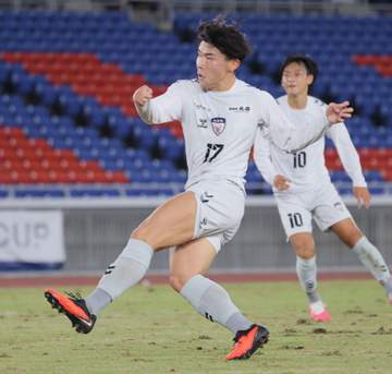 京産大がJ1の横浜Mに先制し前半折り返す 天皇杯3回戦でジャイキリなるか アジア大会U-21日本代表のMF福永が先制ゴール