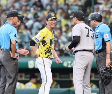 阪神・藤川監督「次が早く出てこい」新戦力の台頭 「無視、称賛、非難」野村イズムで若虎育成 巨人首位争い制するカギは「我慢」