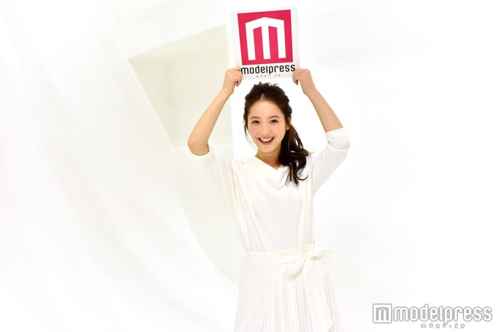 佐々木希(C)モデルプレス