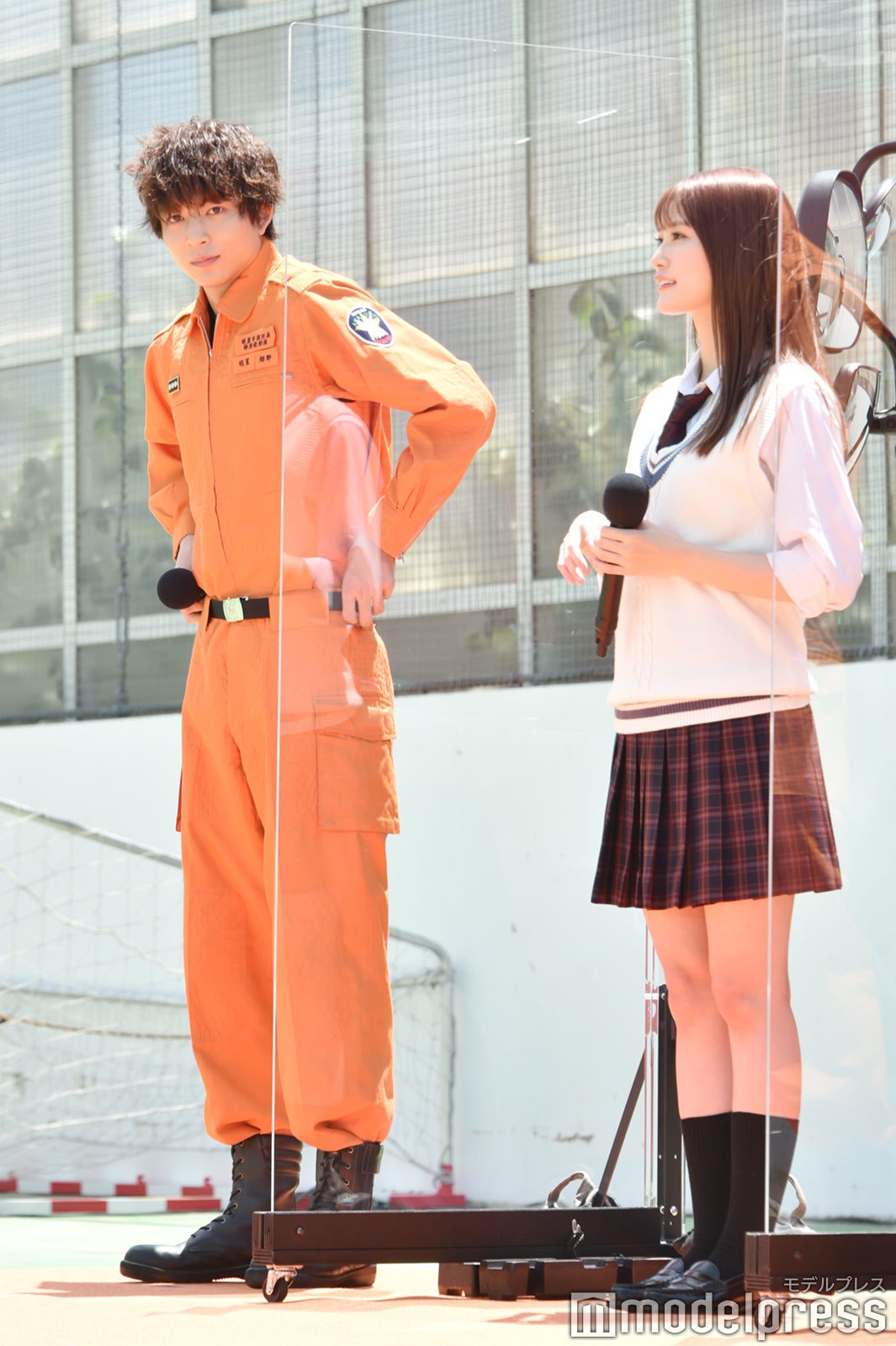 鈴木仁、生見愛瑠（C）モデルプレス