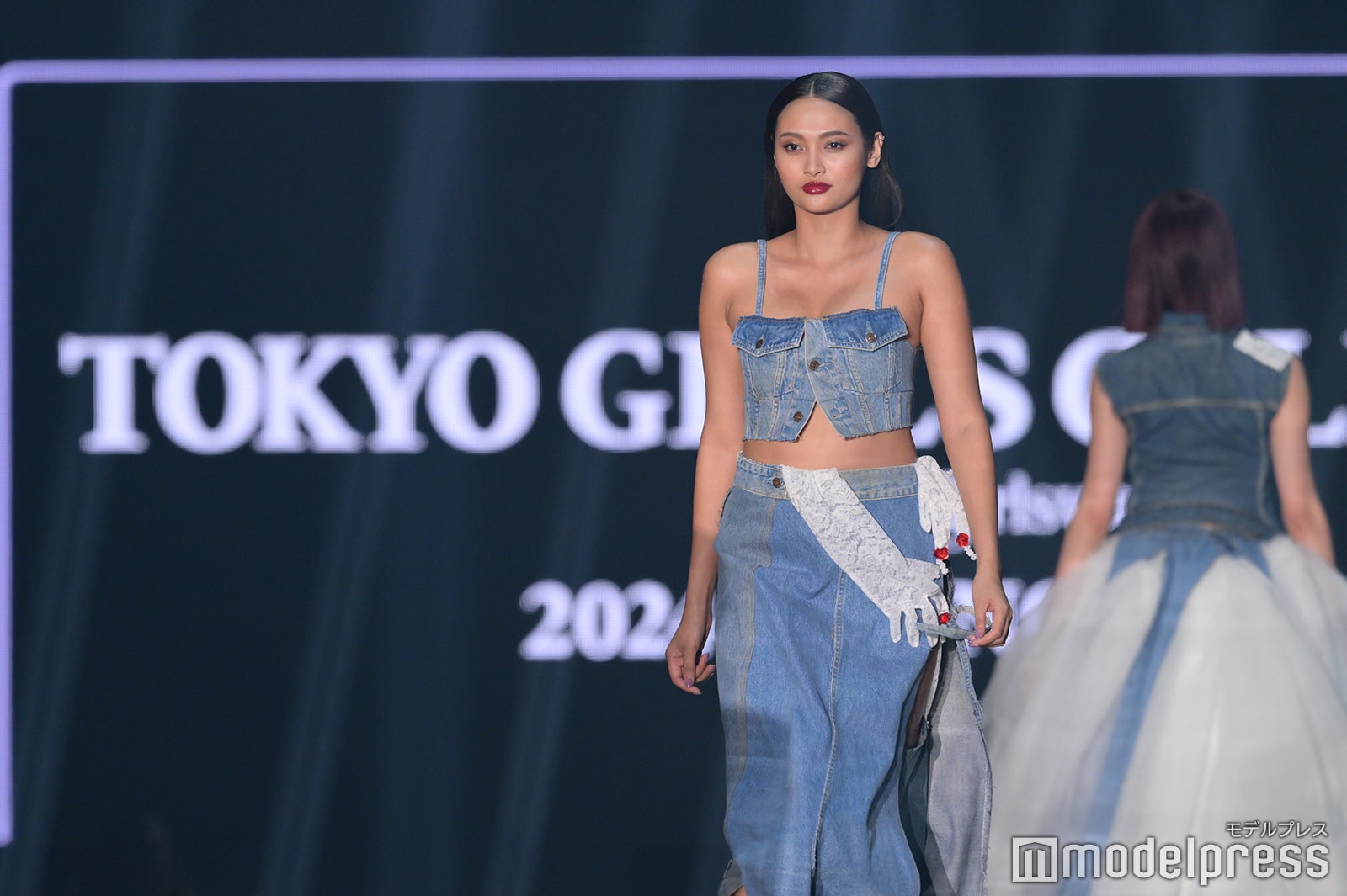 （C）モデルプレス