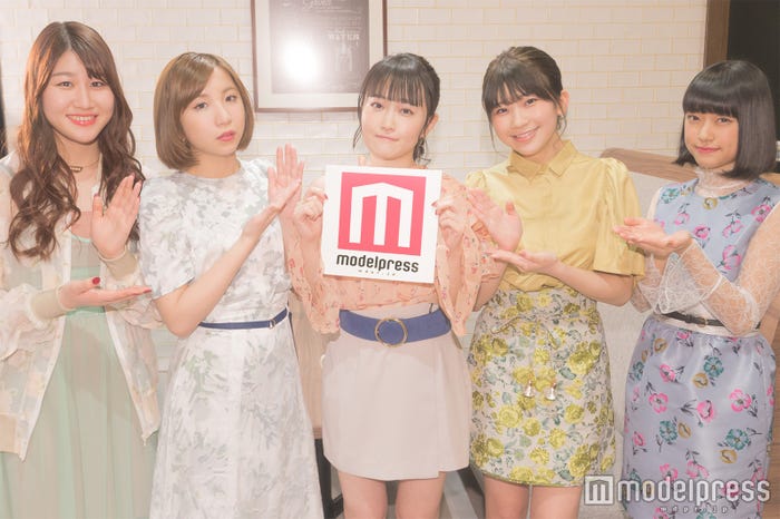Little Glee Monster(左から)かれん、MAYU、芹奈、manaka、アサヒ