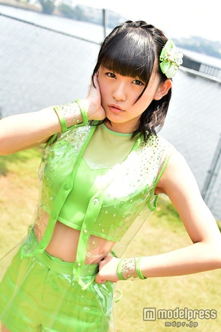 浅川梨奈