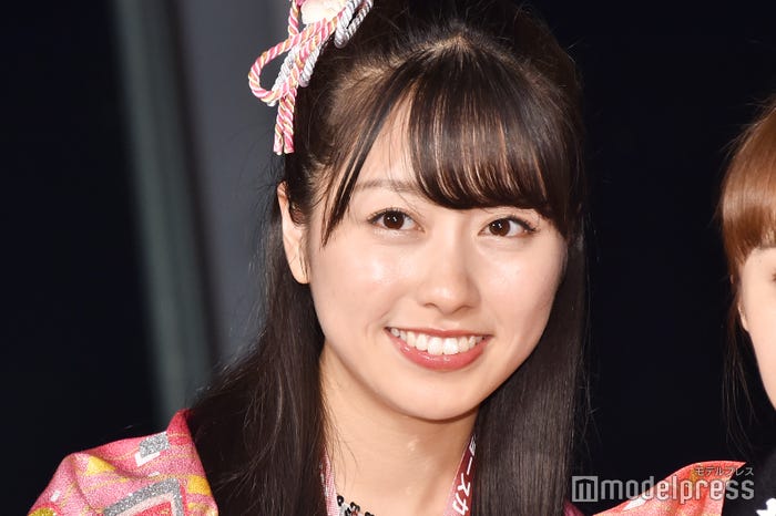 佐々木彩夏(C)モデルプレス