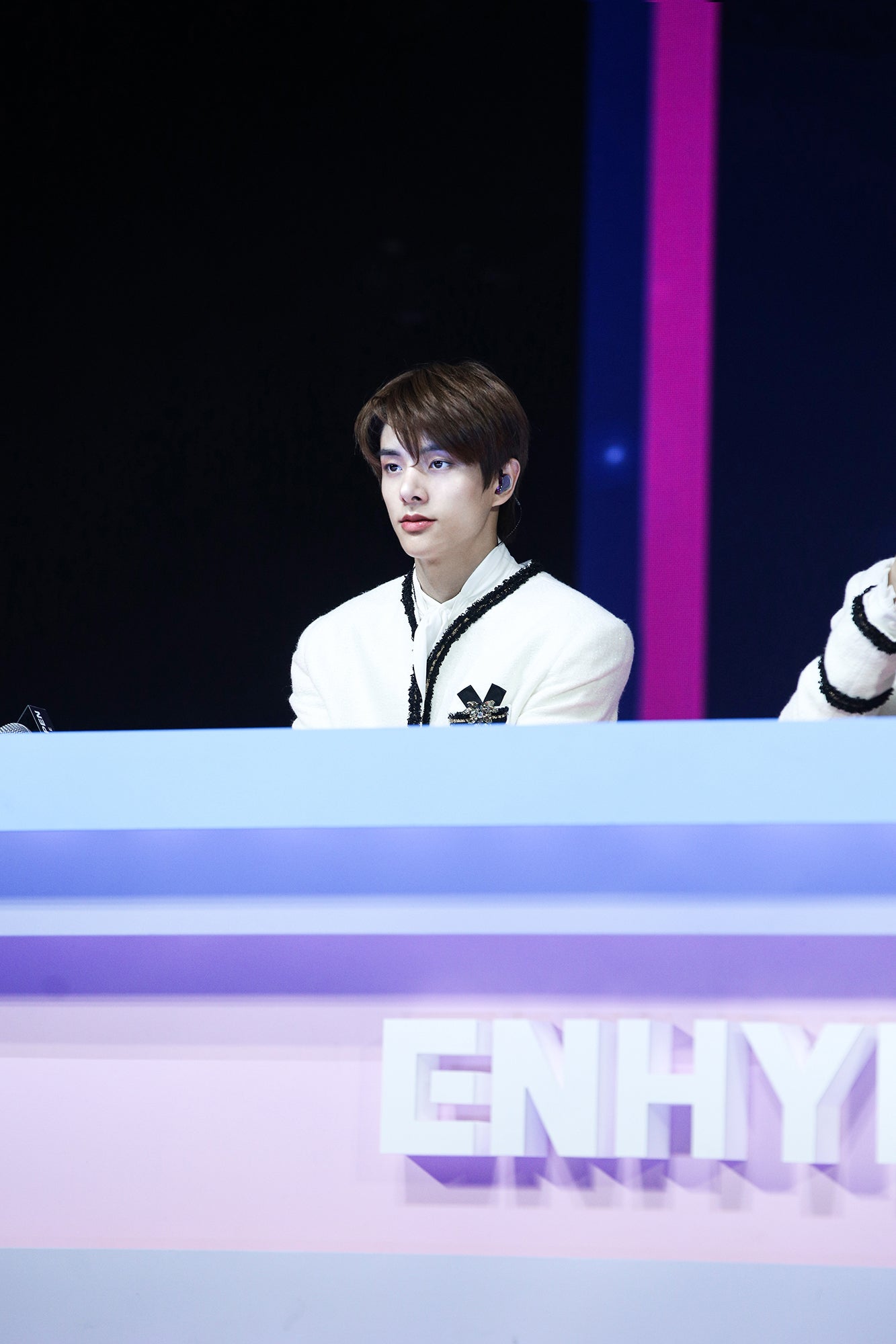 JAKE（C）BELIFT LAB