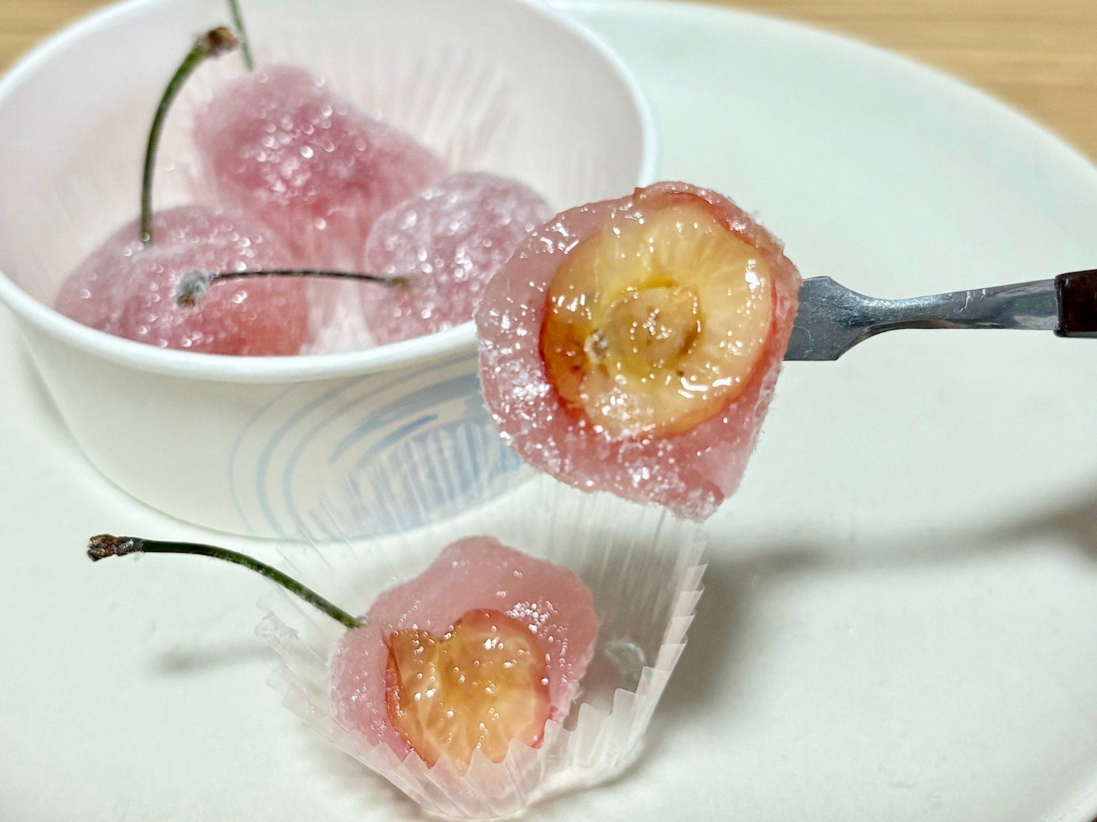 さくらんぼの果肉が丸ごと入ったぜいたくな味わい！