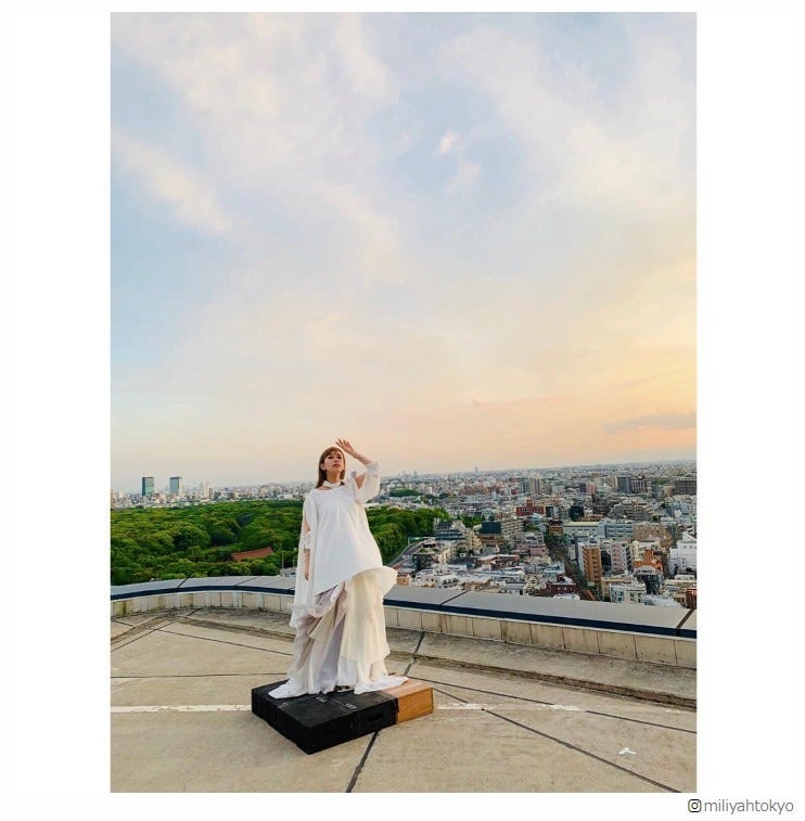 妊娠中の加藤ミリヤ、ふっくらお腹を公開し反響