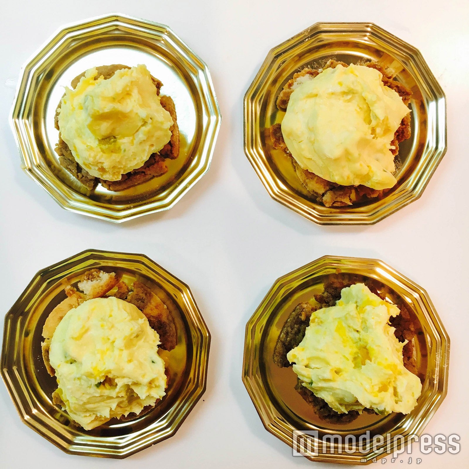 生地を重ねて／画像提供：柏原歩