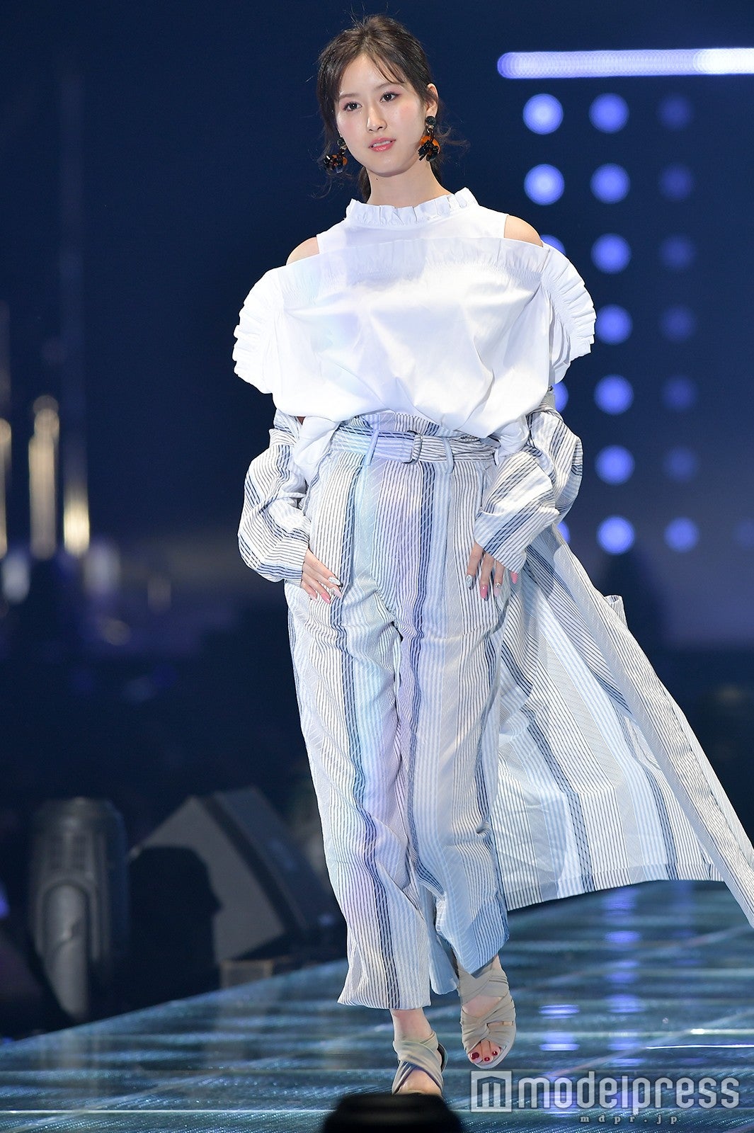 （C）モデルプレス