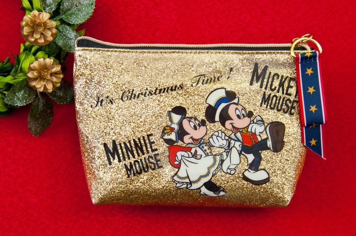 ポーチ2,000円 (C)Disney