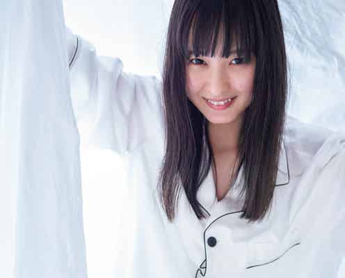 乃木坂46遠藤さくら、ベッドの上で美脚チラリ「TRIANGLE magazine 03」特典解禁
