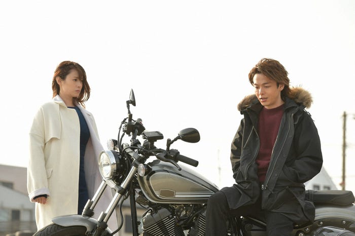 深田恭子、中村倫也/「初めて恋をした日に読む話」第8話より(C)TBS