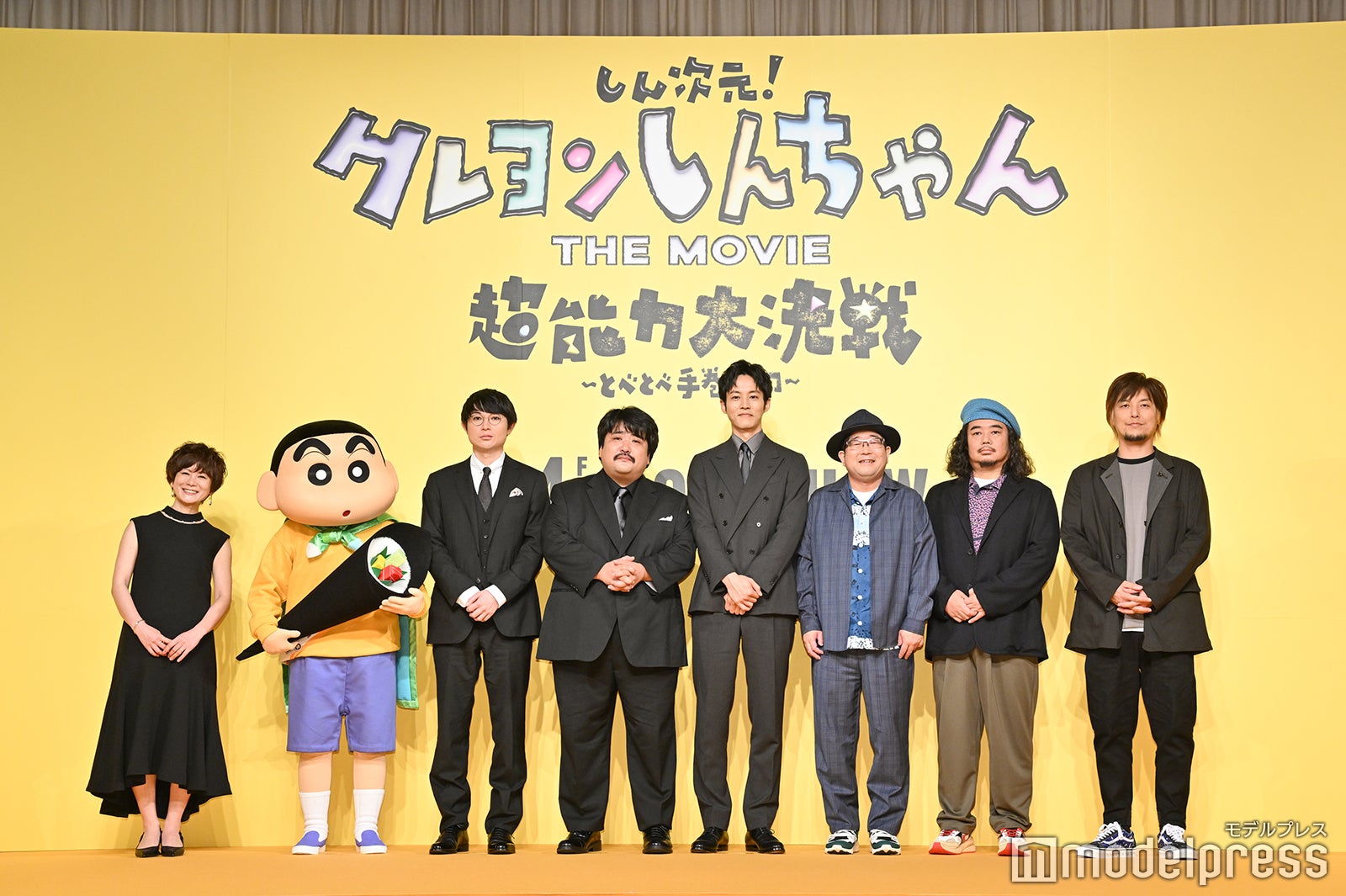 （左から）小林由美子、しんのすけ、水川かたまり、鈴木もぐら、松坂桃李、山口隆、近藤洋一、木内泰史（C）モデルプレス